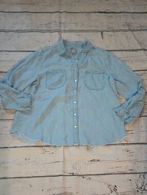 Chico's Blue Light Wash Tencel Chambray Button Up Long Sleeve Shirt 2 L